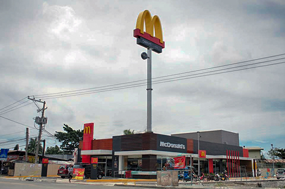 Commercial McDonalds 02